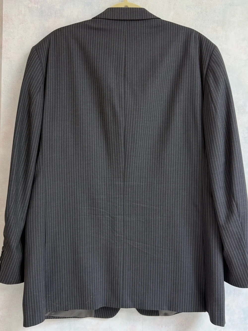 46R Kenneth Cole Suit Jacket 2 Button Pin Stripe Gray- Wear w/ gray slacks/jeans
